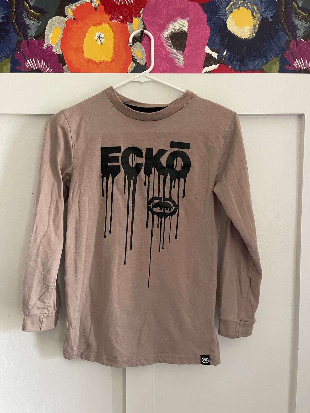 Ecko boys medium shirt